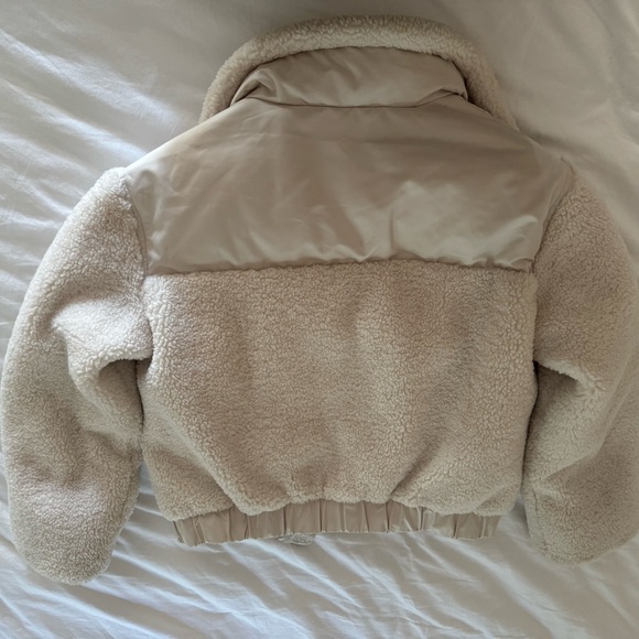 Abercombie & Fitch Ultra Mini Puffer Shearling White - Picture 2 of 5